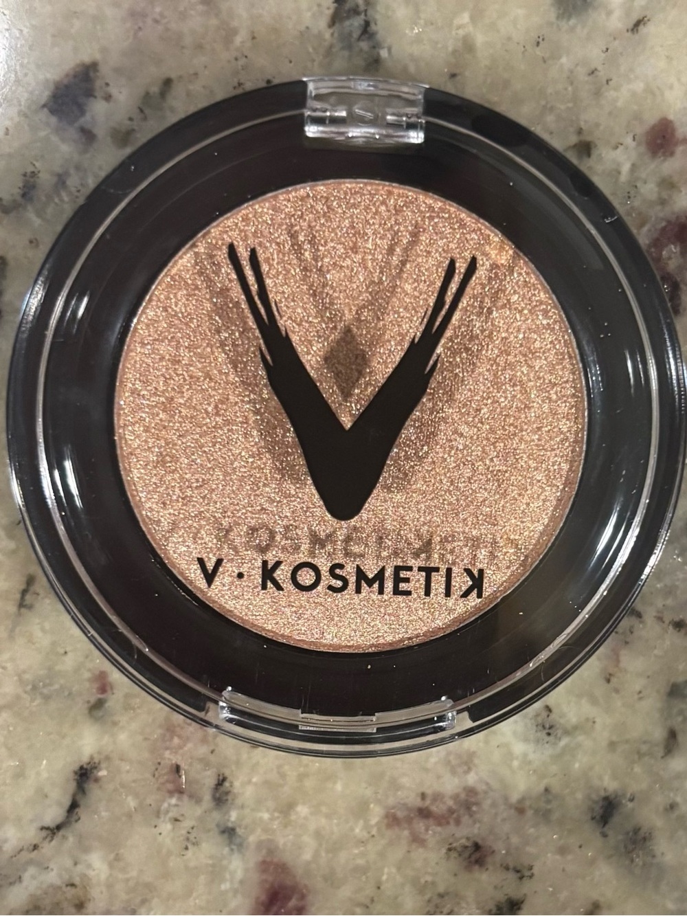 V Kosmetik Pressed Shimmer Powder - Picture 6 of 7